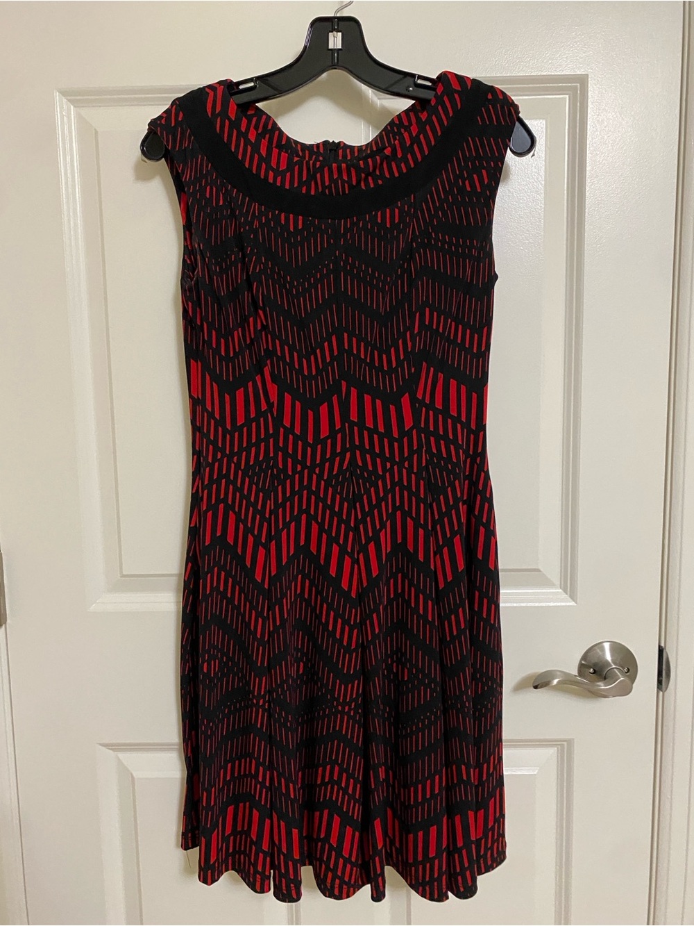 Danny & Nicole dress size 4